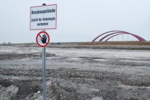 Das künftige Baugelände für den Harthkanal am Cospudener See. Foto: Ralf Julke