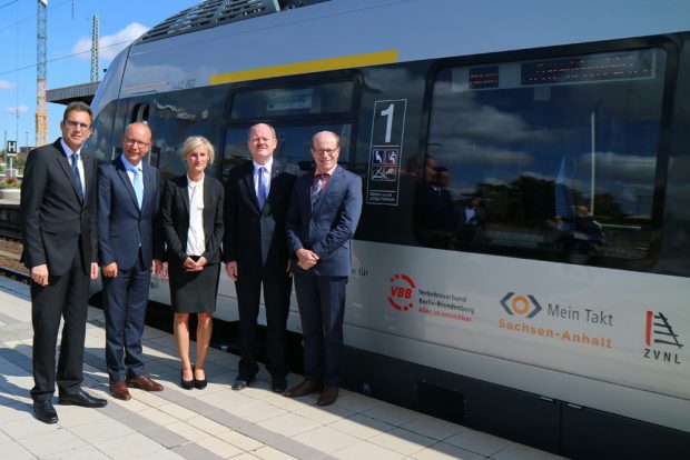 Fahrzeugpräsentation des ET 442 - Talent 2 am 6. September in Magdeburg. Foto: Deutsche Bahn