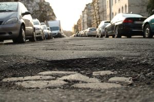 Sind Leipzigs Straßen tatsächlich das (zweit-)größte Problem der Stadt? Foto: Ralf Julke