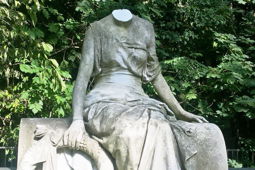 Eine der geköpften Statuen im Südfriedhof. Foto: PD Leipzig