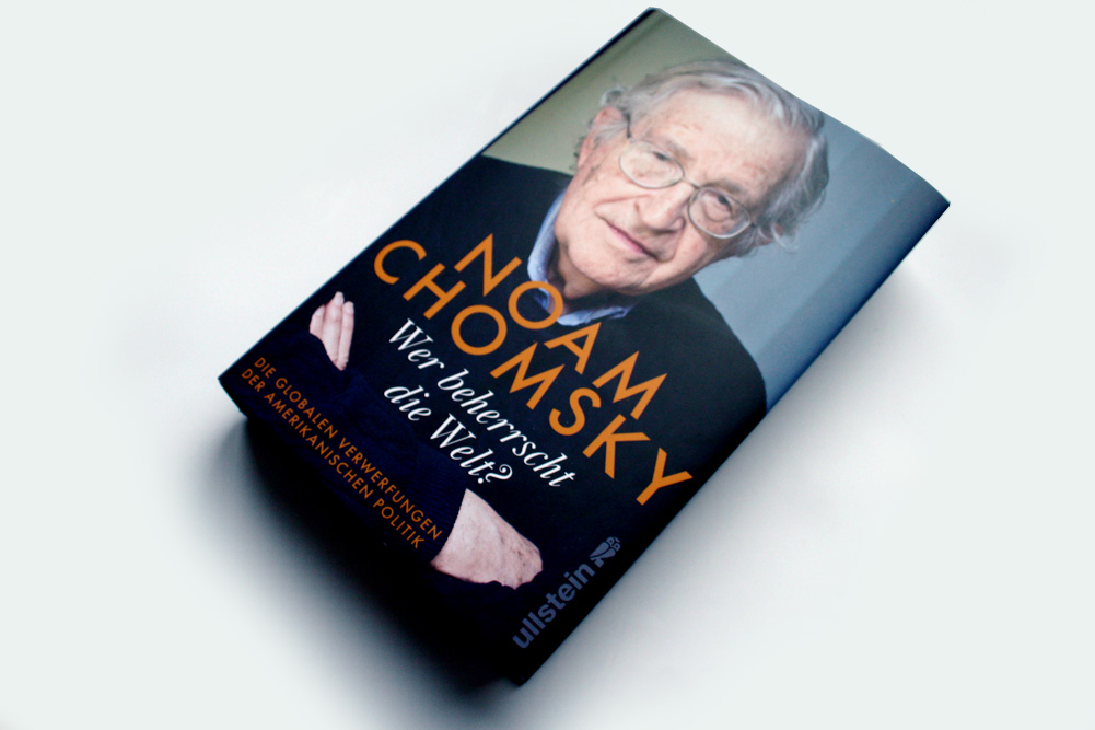 Noam Chomsky: Wer beherrscht die Welt? Foto: Ralf Julke