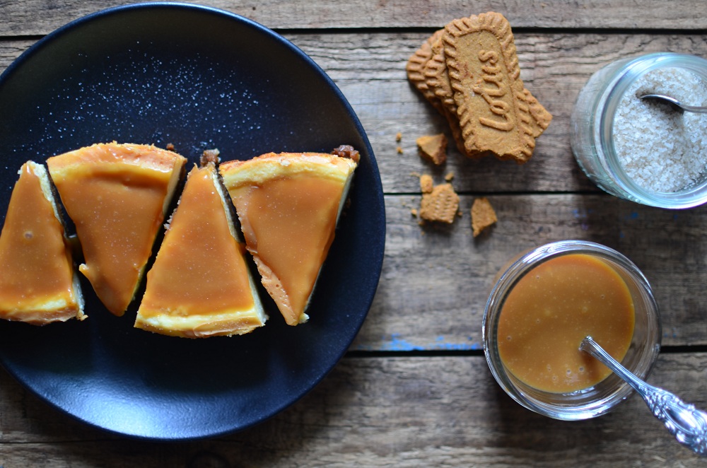 Cheesecake mit Karamellcreme und Meersalz. Foto: Maike Klose