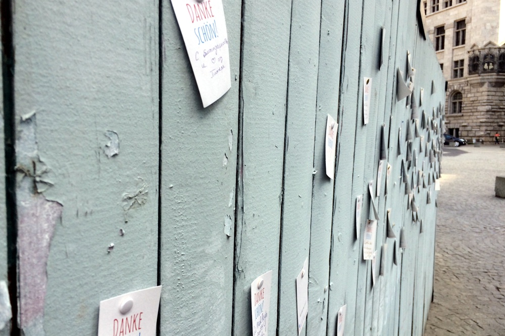 Was immer man draus macht. Ein Zaun als Medium. Foto: L-IZ.de