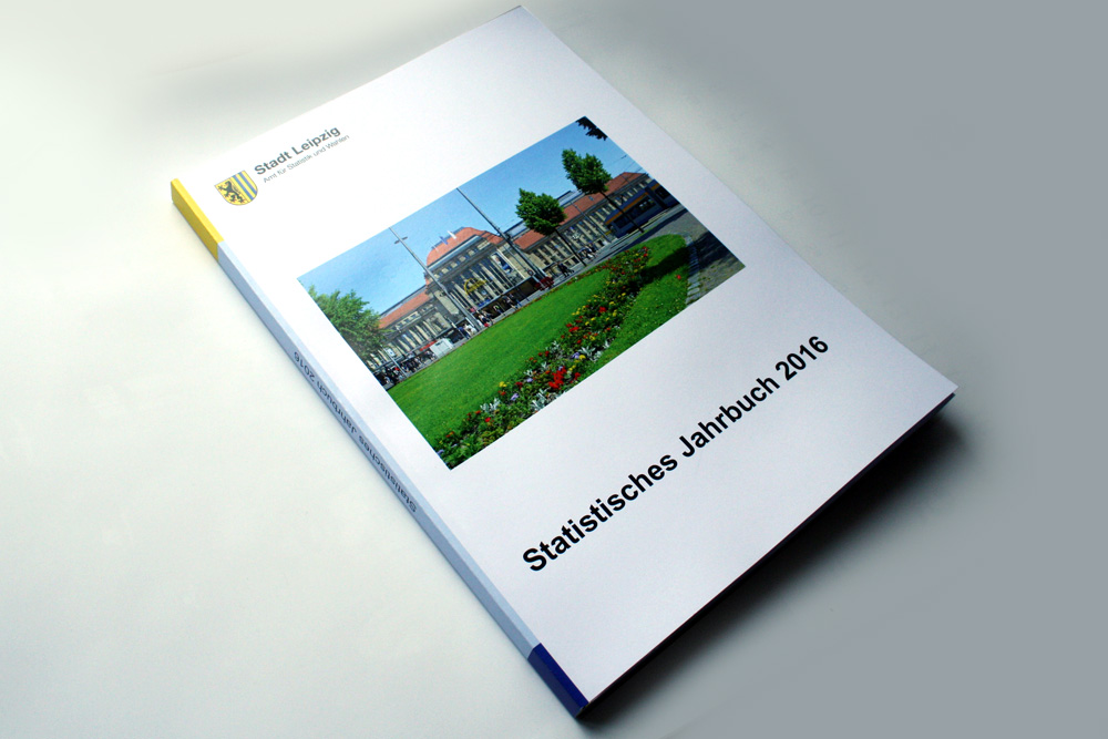 Statistisches Jahrbuch 2016. Foto: Ralf Julke