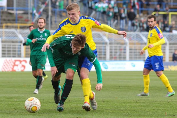 Paul Maurer wird ausgebremst. Foto: Jan Kaefer