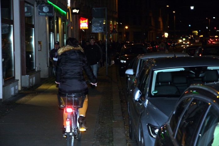 Situation 4 (Ausweichen auf den Gehweg)