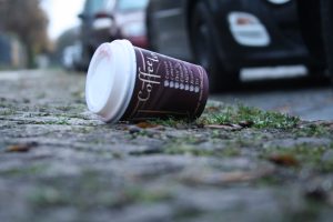 Coffee to go. Foto: Ralf Julke