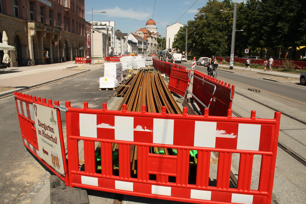 Straßenbau mit LVB in der KarLi 2015. Foto: Ralf Julke