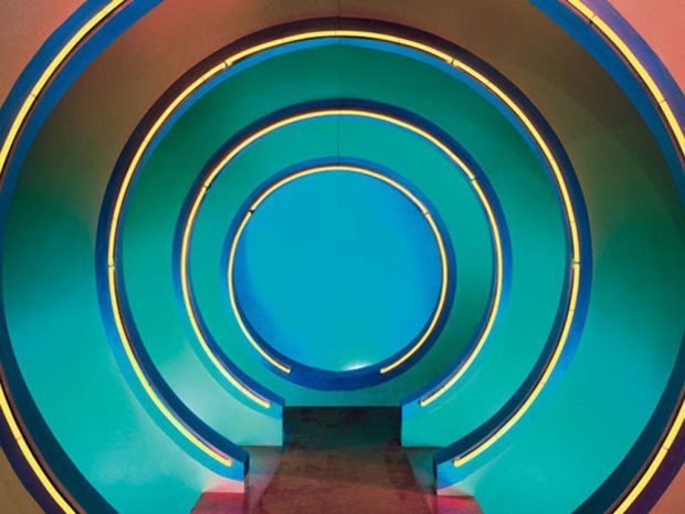 Caroline Hake, aus der Serie / from the series "Monitor", 1998–2003. Foto: Galerie B2