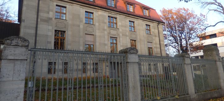 Das Gebäude des 5. Strafsenats des BGH in der Karl-Heine Straße. Foto: Lucas Böhme