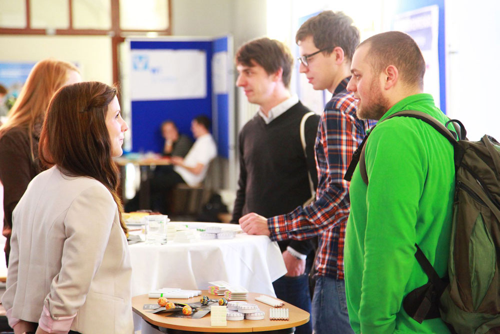 Die WIK-L bietet Studierenden und Absolventen eine Plattform zum beruflichen Netzwerken. Foto: WIK