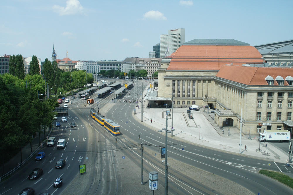 Die aktuelle Situation am Bahnhofsvorplatz. Foto: Ralf Julke