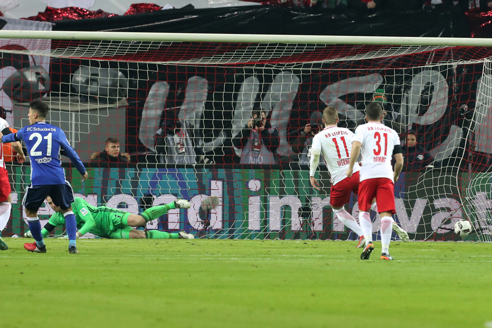 Timo Werner verwandelte sicher in die rechte Ecke. Foto: GEPA pictures/Sven Sonntag