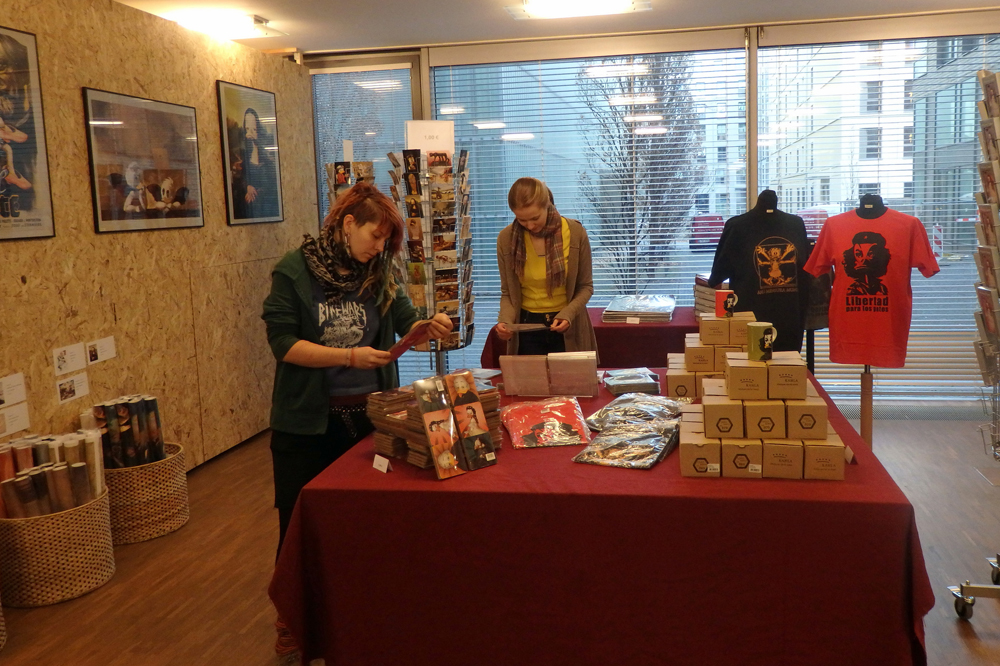 Originelle Weihnachtsgeschenke im Museumsshop. Foto: Stadtmuseum Leipzig
