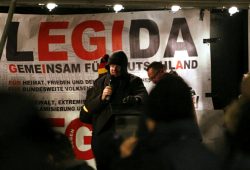 Arndt Hohnstädter moderiert das Jubiläum von Legida. Foto: L-IZ.de