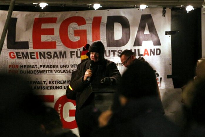 Arndt Hohnstädter moderiert das Jubiläum von Legida. Foto: L-IZ.de