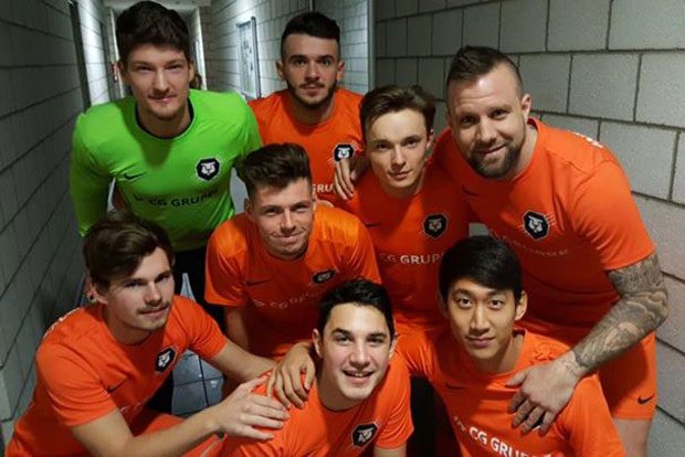 Vorbereitungsauftakt in kleiner Runde beim Hallenturnier in Altenburg. Foto: FC International