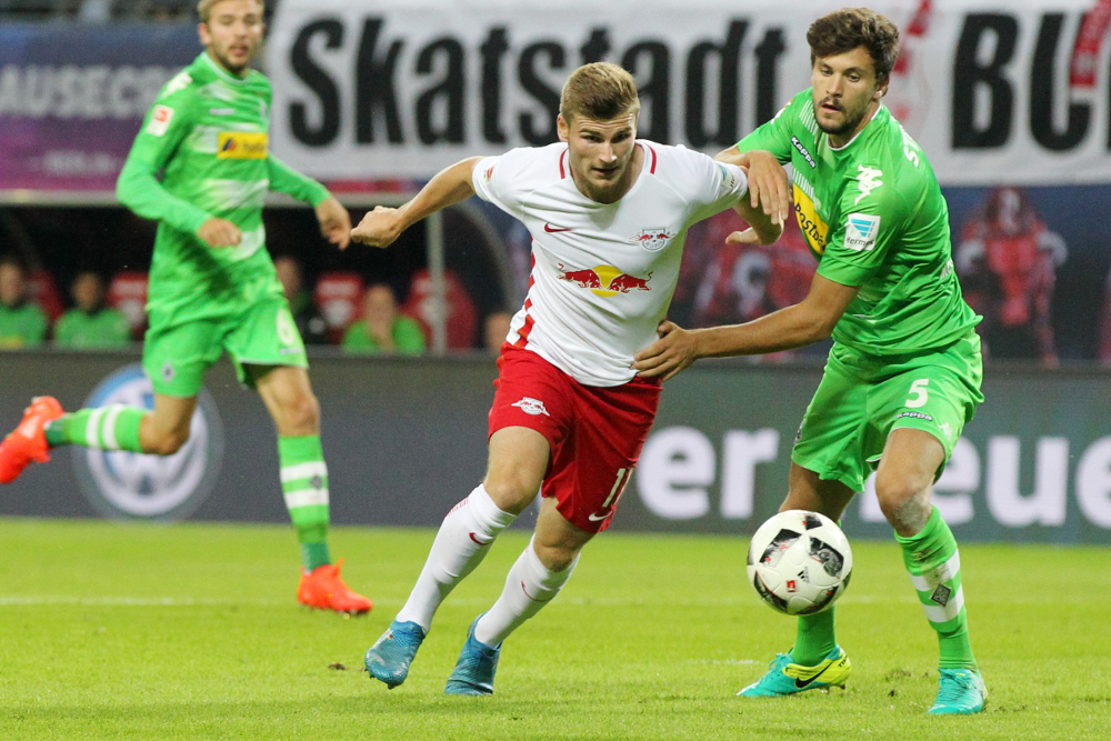 Starker Gegner: Wird sich TImo Werner gegen Gladbach erneut durchsetzen? Foto: GEPA Pictures