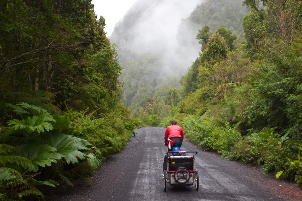 Mit 2 Kindern und Fahrrad ans Ende der Welt. Foto: privat