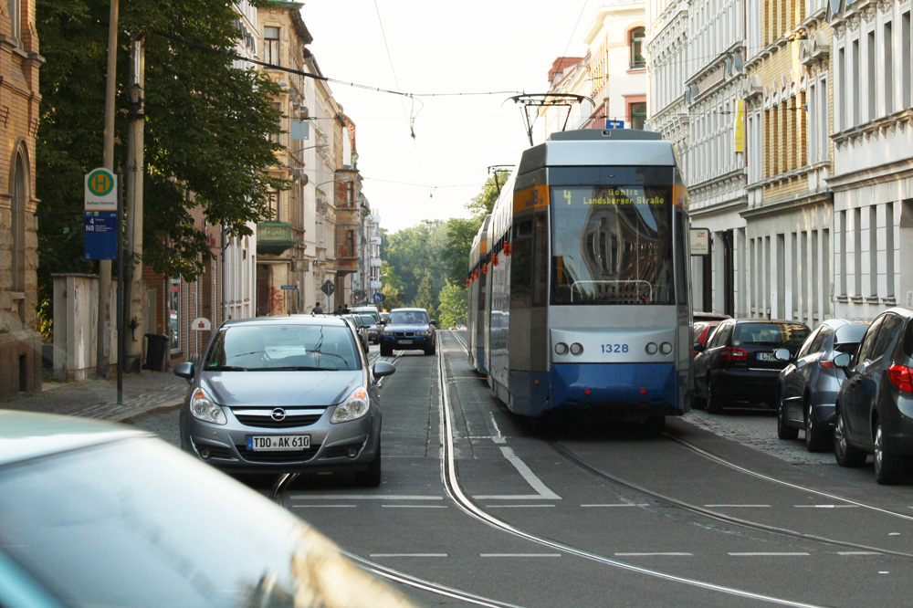 Straßenbahn in Stötteritz. Foto: Ralf Julke