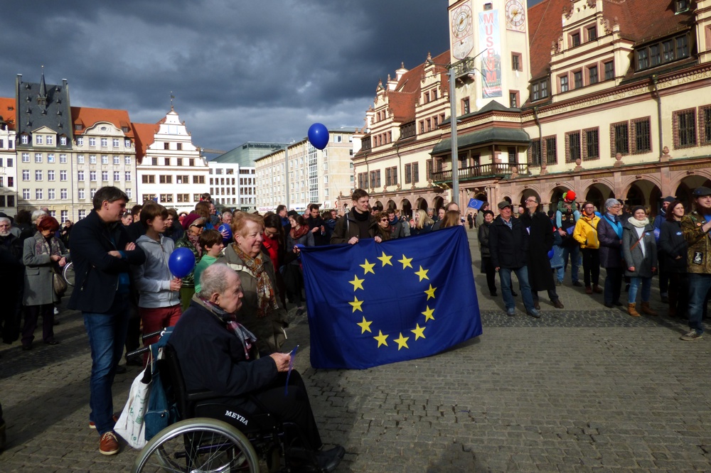 Die erste Pulse of Europe in Leipzig. Kommenden Sonntag folgt Runde 2. Foto: Lucas Böhme