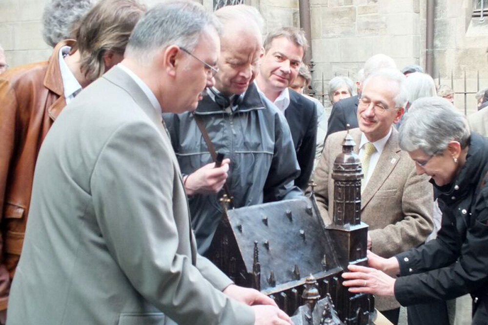Übergabe des Tastmodells der Thomaskirche. Foto: Verein Thomaskirche – Bach 2000 e.V.