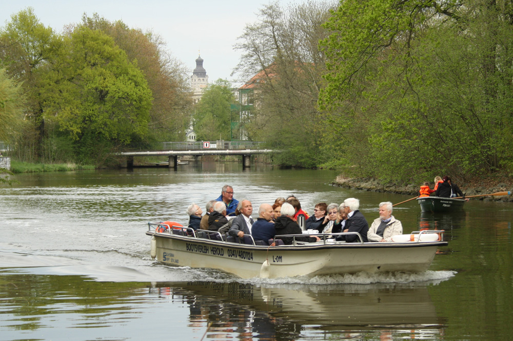 Passagierboot im Leipziger Gewässerknoten. Foto: Ralf Julke
