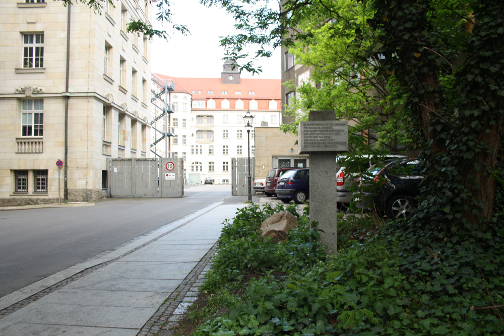 Matthäikirchhof mit Blick zur Rückseite der Runden Ecke. Foto: Ralf Julke