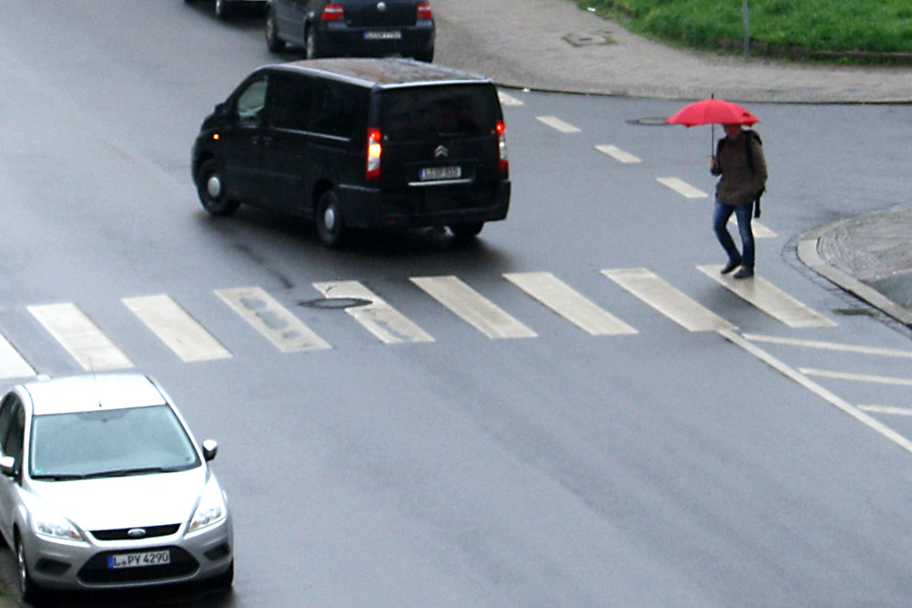 Zebrastreifen in der Bernhard-Göring-Straße. Foto: Ralf Julke