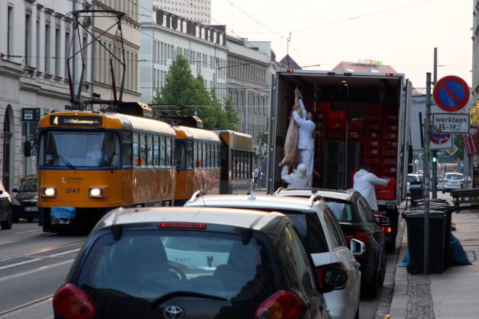 Lieferverkehr und "Lieferverkehr" am Morgen des 16. Mai 2017. Foto: LZ