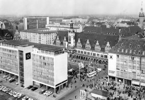 Der Markt mit Messeamt (1968). Foto: Stadtarchiv Leipzig