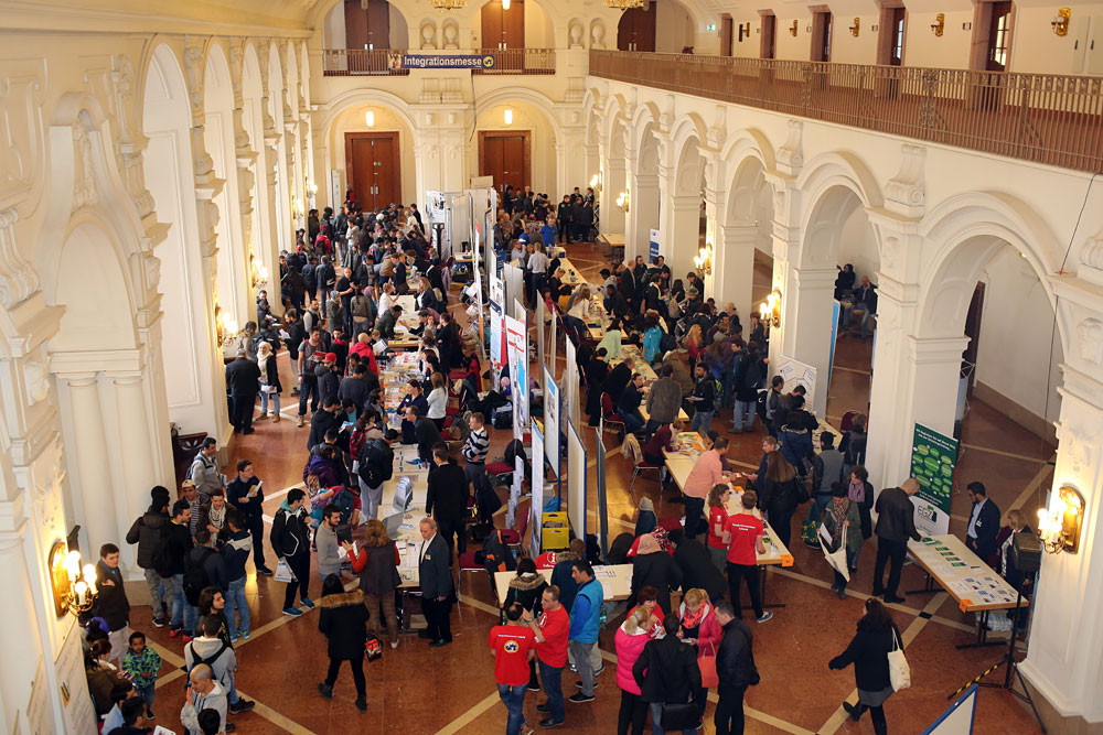 Integrationsmesse im Neuen Rathaus. Foto: Netzwerk Integration-Migrant/-innen in Leipzig e.V.