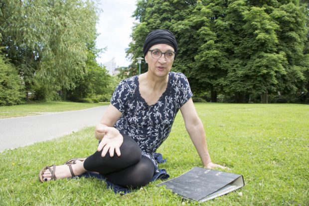 Trotz zweier positiver Gutachten ist sich das Amtsgericht nicht sicher, ob Rebecca Jäger Mann oder Frau ist. Foto: Martin Schöler