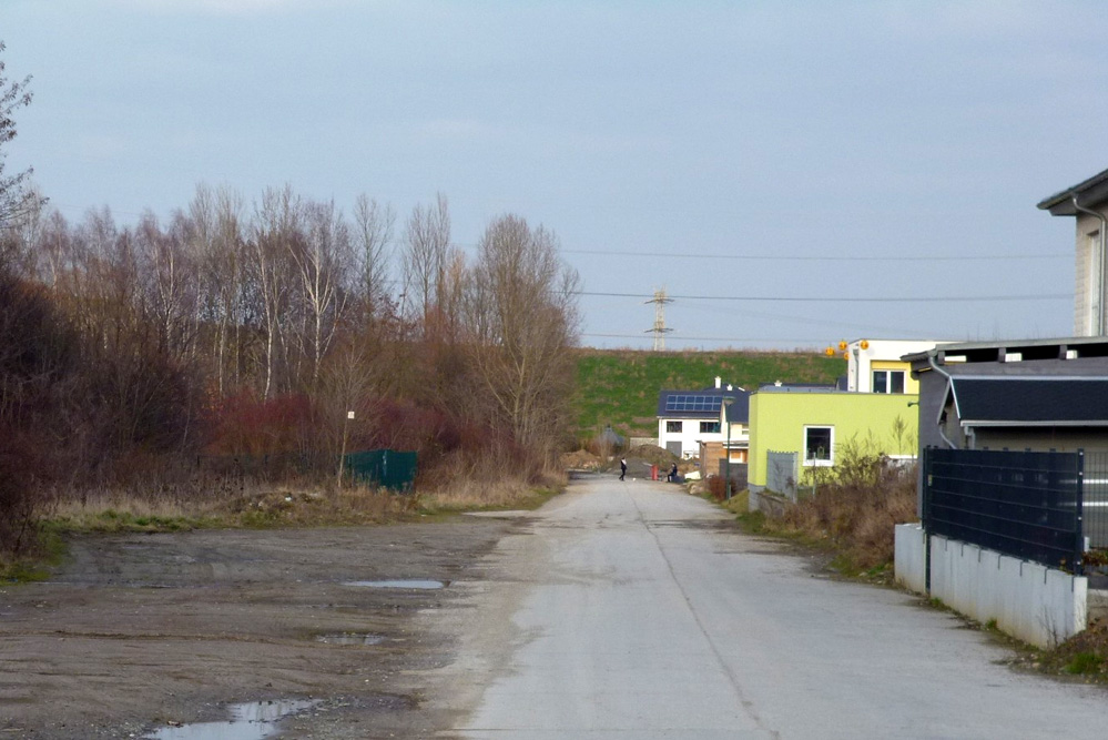 Verlängerte Heiterblickallee als künftiger Radweg. Foto: ADFC Leipzig