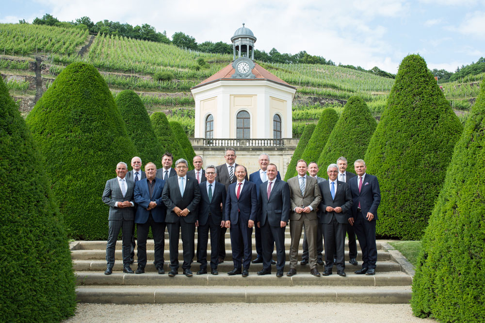 Gruppenfoto der Innenminister und –senatoren. Foto: SMI/Ziehm