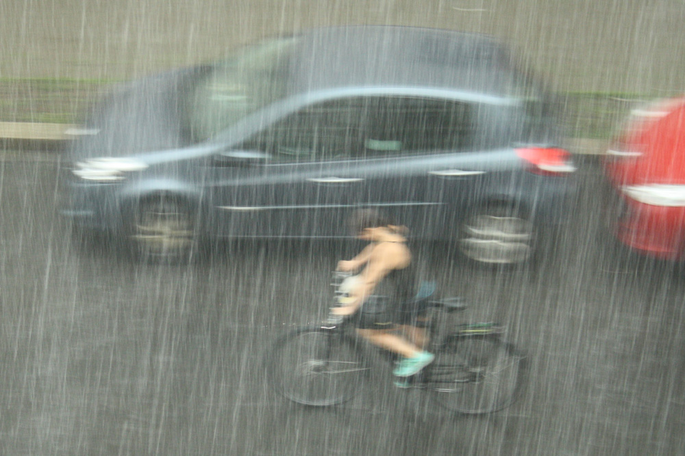 Das Leben als Radfahrer ist eh nicht leicht. Foto: Ralf Julke
