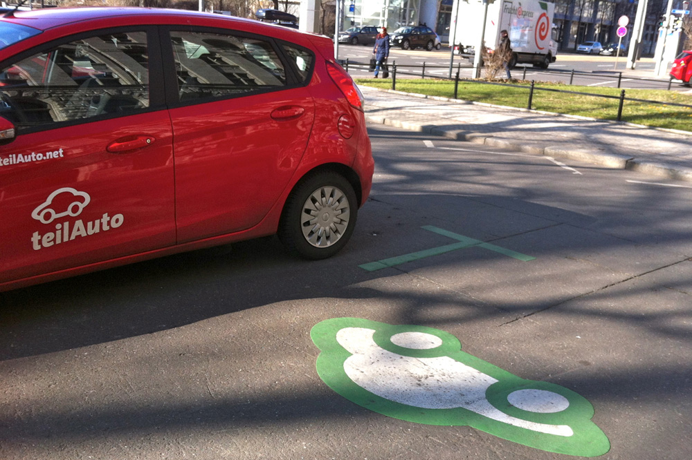 Öffentlicher Parkraum fürs Carsharing. Foto: teilAuto.net