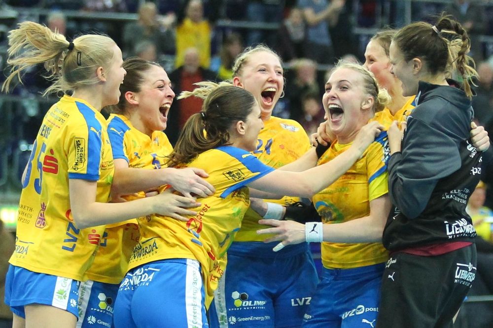 Grund zum Jubeln: Der HC Leipzig wird (wohl) auch nächstes Jahr in der 1. Bundesliga vertreten sein. Foto: Jan Kaefer (Archiv)