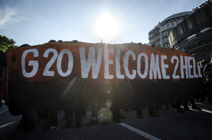 Fronttransparten der "Welcome to Hell" Demonstration gegen den G20 Gipfel. Foto: Tim Wagner