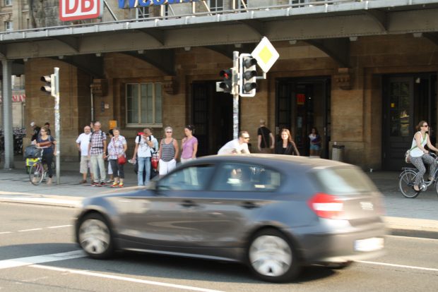 Eingang zur Hauptbahnhof-Westhalle. Foto: Ralf Julke