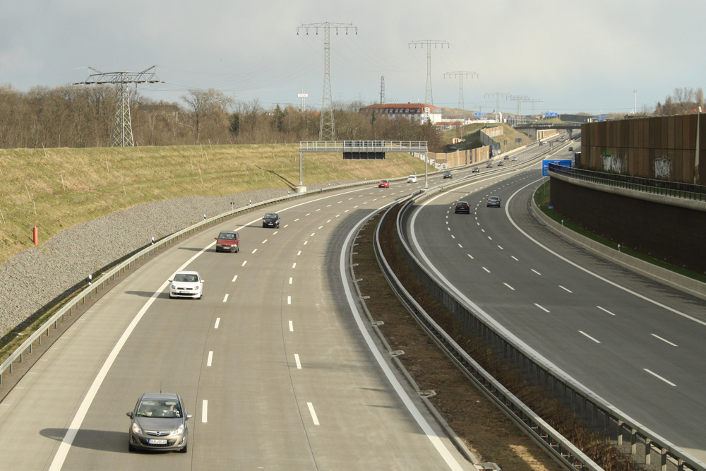 Größer, teurer, schneller? Foto: Ralf Julke