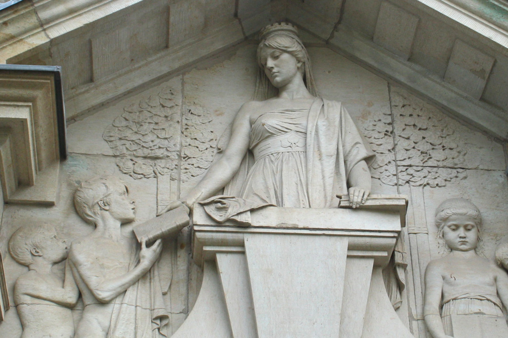 Bildungsideal, Schiller-Gymnasium. Foto: Ralf Julke