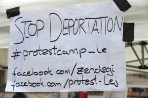 Die afghanisch-deutsche Anti-Abschiebungskampagne „Zendegi“ macht täglich im Netz und auf dem Augustusplatz mobil gegen Abschiebungen. Foto: L-IZ.de