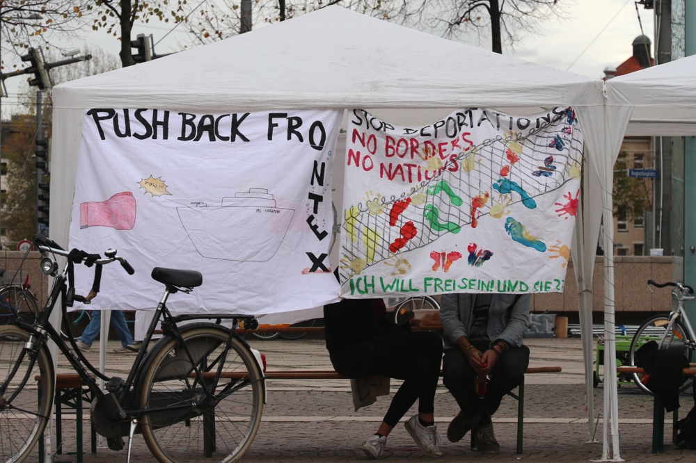 Vom Protestcamp zu Lösungen? Ein Interview mit Alireza Alizadeh von von der Initiative „Zendegi“. Foto: L-IZ.de