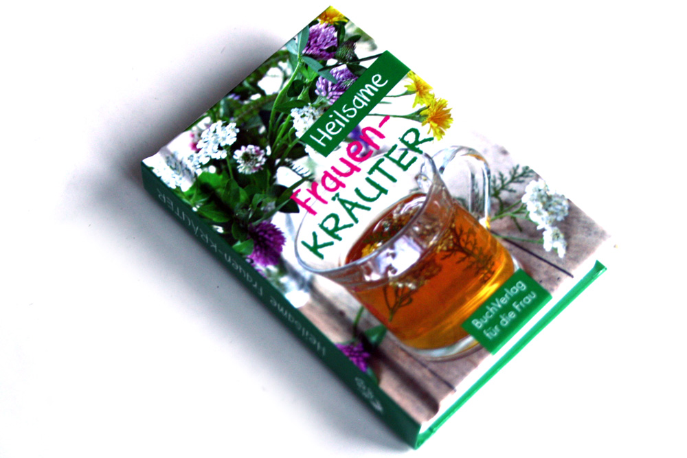 Grit Nitzsche: Heilsame Frauen-Kräuter. Foto: Ralf Julke