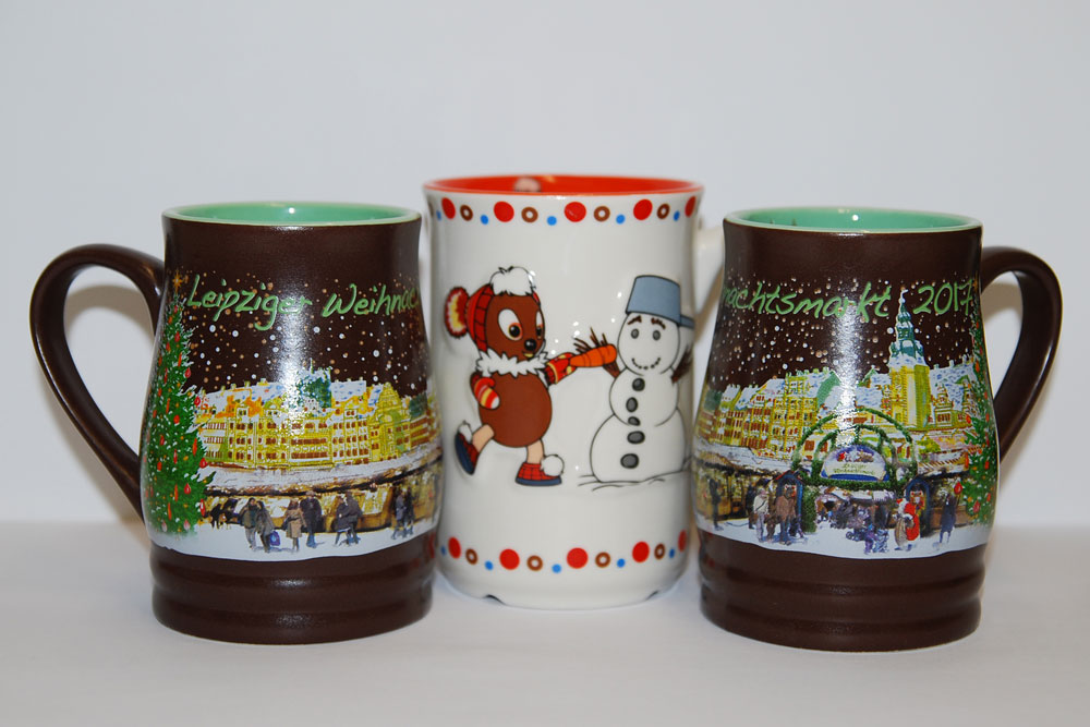 Weihnachtsmarkttassen und Kindertasse. Foto: Stadt Leipzig