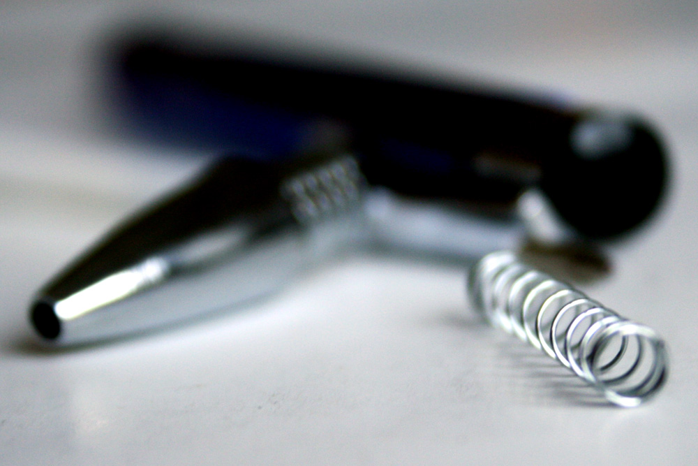 Disruption eines Kugelschreibers. Foto: Ralf Julke