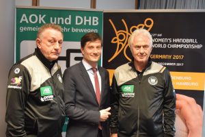 (v.l.n.r.) - Michael Biegler (Bundestrainer), Heiko Rosenthal (Sportbürgermeister Leipzig) und Wolfgang Sommerfeld (Sportdirektor). Foto: unikumarketing