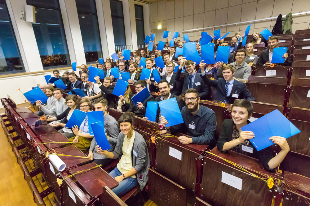 Die Deutschlandstipendiaten der HTWK Leipzig im Jahr 2017. Foto: Swen Reichhold