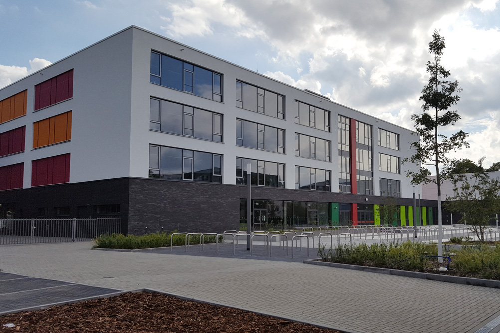 Das neue Gymnasium in der Telemannstraße. Foto: Marko Hofmann